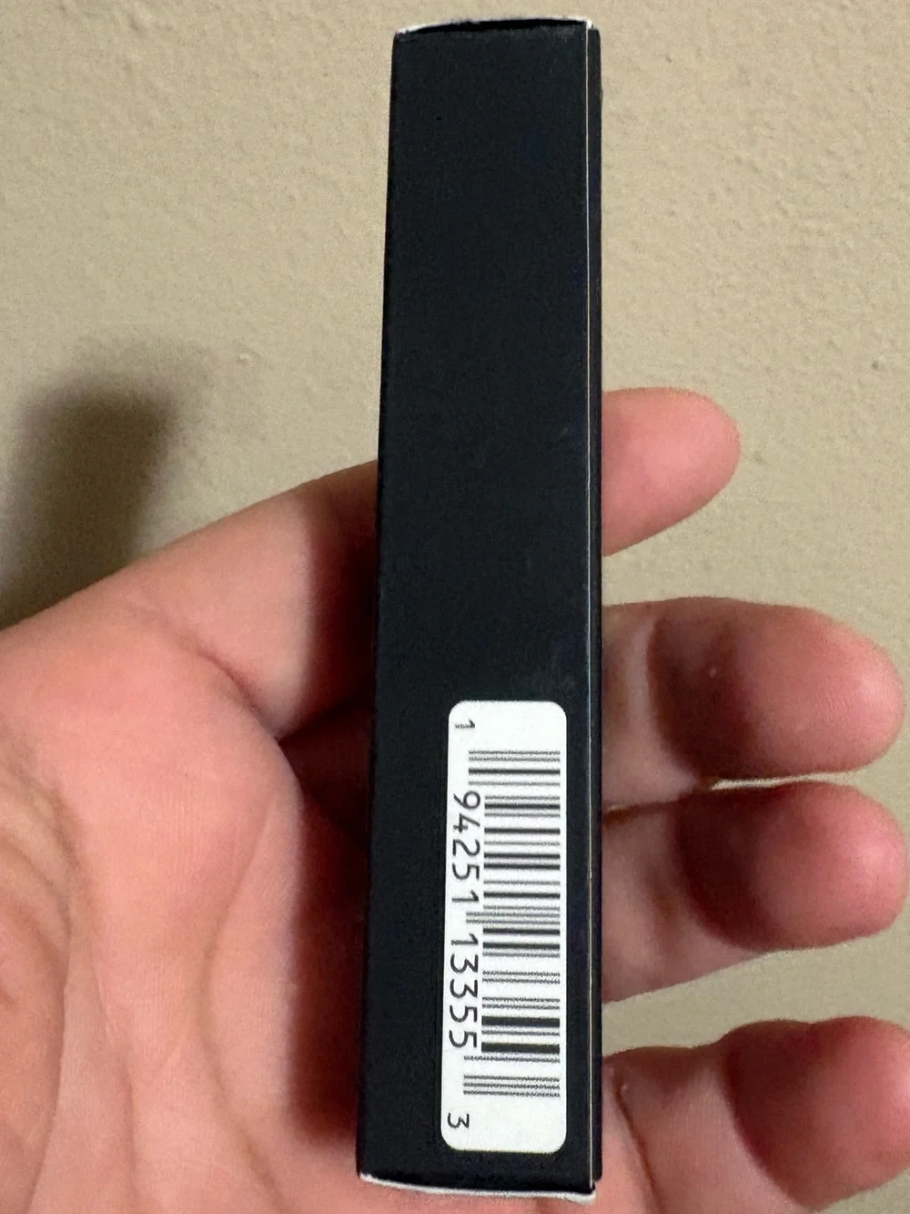 NARS Powermatte Lipstick in THUNDER KISS 115 Brand New Never Used.